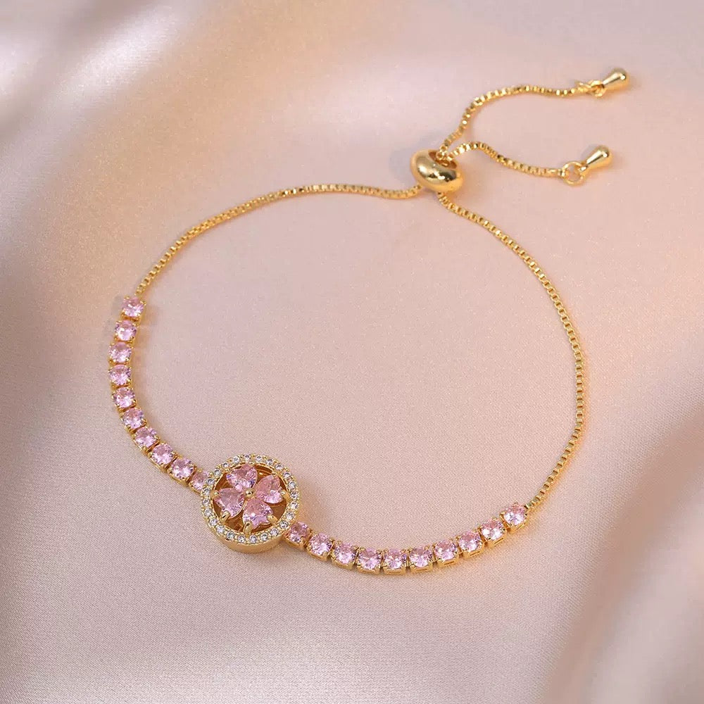 【限定!!】鎮店の逸品｜淡水パール×高級ジルコニア スピンデザインネックレス  （3点）